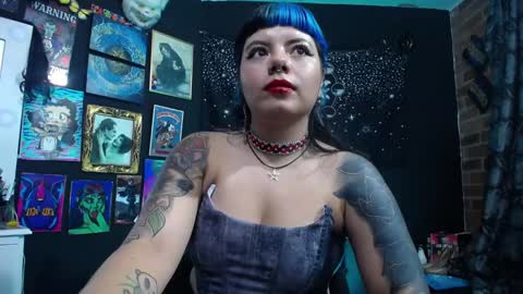       online show from February 5, 11:17 pm