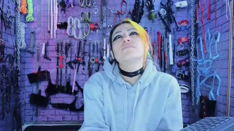 PandoraNez online show from September 27, 3:04 am