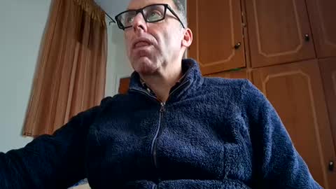 pansak1973 online show from February 14, 12:25 pm