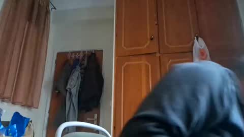 pansak1973 online show from December 30, 10:21 am