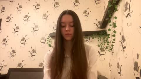 Snapshot of pantease_ chatting on September 17, 9:18 pm Kate online show from September 17, 9:18 pm