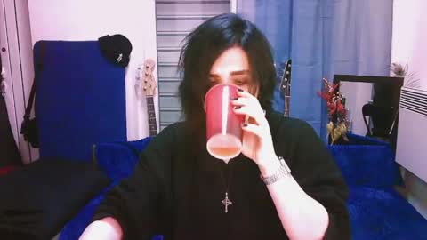 In bio online show from May 12, 6:39 pm