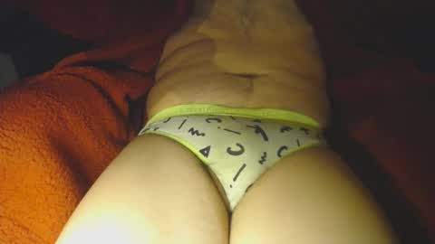 Snapshot of pantyboy884466 chatting on February 10, 6:53 am Jess online show from February 10, 6:53 am