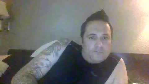 pantylover233422 online show from March 24, 5:35 am