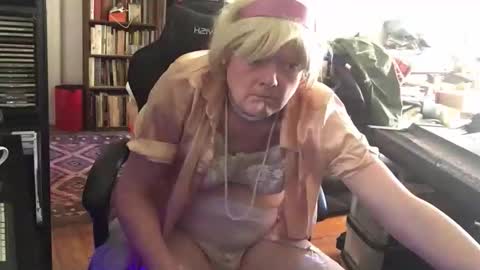 Pantyvioletlace online show from April 11, 5:28 pm