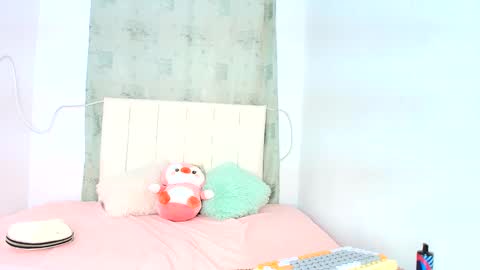 pao_salazar online show from September 25, 8:49 pm