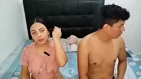 Paola 23 and Andres 25 online show from February 15, 5:17 pm