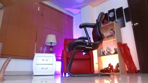 PAOLA  online show from November 14, 1:02 pm