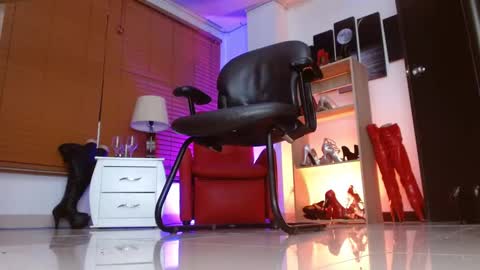 PAOLA  online show from October 25, 10:36 am