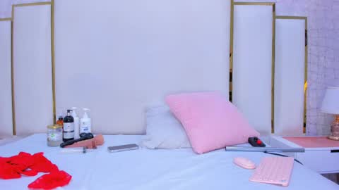 Paola  online show from November 18, 11:24 am