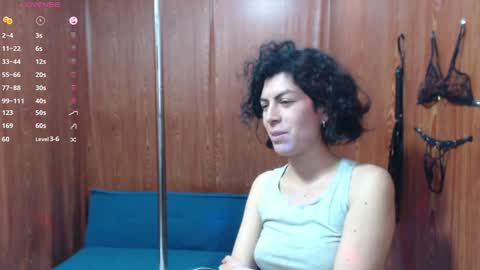 Papaguena online show from December 6, 6:44 pm