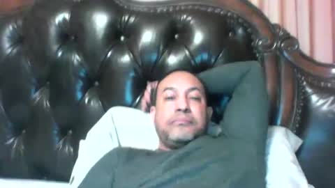 papichulo2045 online show from December 23, 1:45 am