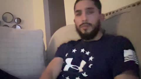 papicubano_guapo23cm online show from February 24, 5:43 am