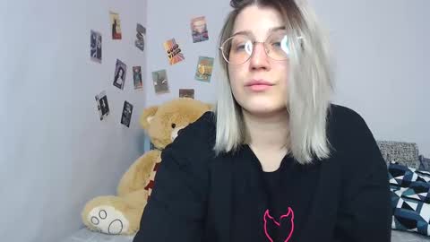 paradisexparadisex online show from January 18, 10:39 am