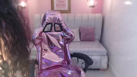 Snapshot of paris_1sub chatting on January 30, 11:34 pm Paris 1sub online show from January 30, 11:34 pm