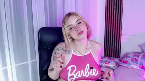 Lizz  online Monday to Saturday from 9pm to 5am Colombia time online show from February 1, 6:10 am