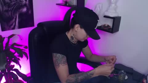 Paris D angelo online show from March 2, 1:58 am