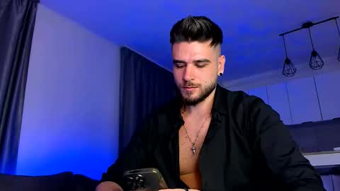 Paris online show from September 28, 1:14 am