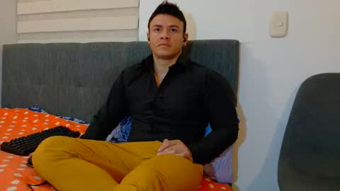 Snapshot of paris_mark chatting on September 15, 5:09 am Mark Paris online show from September 15, 5:09 am