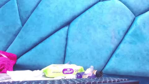 paris_squirtt online show from January 10, 8:37 pm