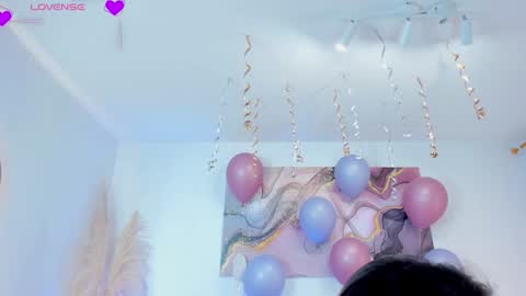 Paris  online show from February 3, 4:25 am