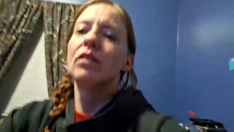 parisvallejo online show from September 27, 11:19 am