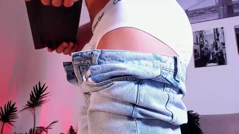 parker lavine online show from November 23, 2:53 am