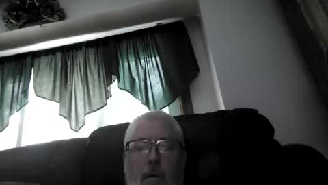 Snapshot of part86 chatting on December 28, 1:38 pm part86 online show from December 28, 1:38 pm