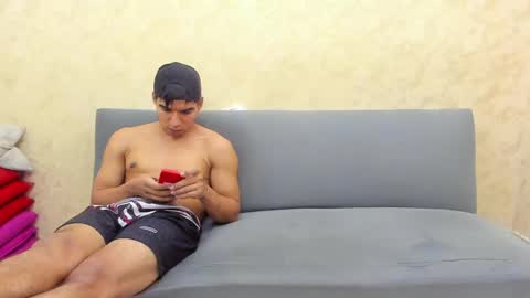 PARTY SWINGER online show from February 22, 4:29 am