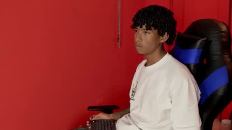 PARZIVAL online show from February 10, 7:39 pm