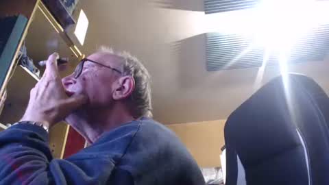 pascal88881 online show from October 22, 7:15 pm