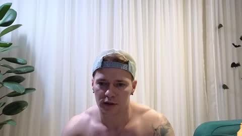 Pashka online show from October 29, 10:39 am