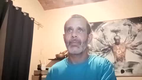 Snapshot of passionateparaplegic chatting on September 19, 7:01 am Passionateparaplegic online show from September 19, 7:01 am