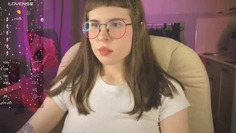 Snapshot of passiondesire_ chatting on January 18, 8:19 pm Zoe online show from January 18, 8:19 pm