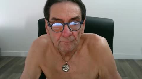 Bob online show from October 22, 8:32 pm