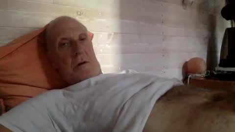 Snapshot of patibulaire1912 chatting on January 21, 4:32 am Pati24 online show from January 21, 4:32 am