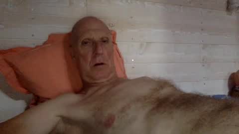 Snapshot of patibulaire1912 chatting on January 4, 10:49 am Pati24 online show from January 4, 10:49 am