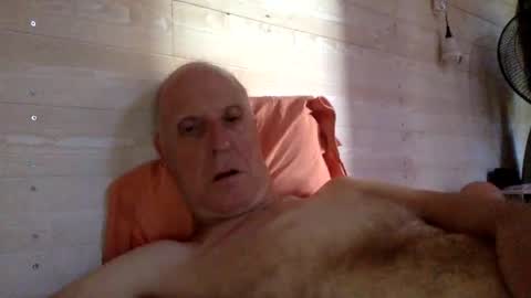 Snapshot of patibulaire1912 chatting on January 11, 6:45 am Pati24 online show from January 11, 6:45 am