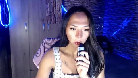 athenaqueenxxx online show from March 19, 7:25 am