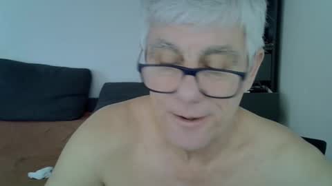 patrick5275 online show from February 2, 9:07 am