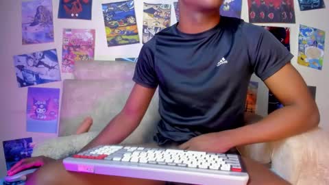 Snapshot of patrickvans chatting on January 31, 8:43 pm Patrick online show from January 31, 8:43 pm