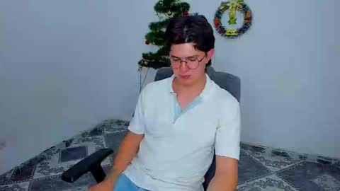 .... online show from December 5, 9:44 pm