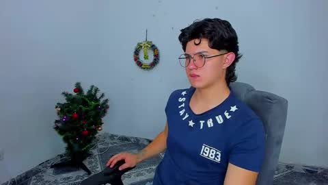 .... online show from December 10, 11:40 pm