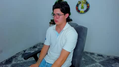 .... online show from December 5, 3:44 pm