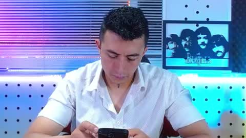 Darko0717  online show from July 1, 2:04 pm