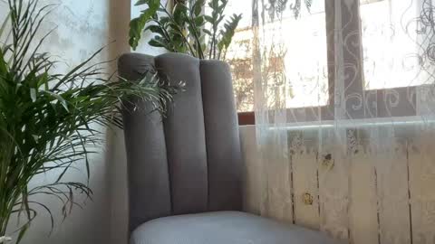 Snapshot of patry333 chatting on January 9, 12:19 pm Andreea online show from January 9, 12:19 pm