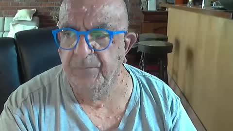Snapshot of patvac chatting on February 20, 12:30 am patvac online show from February 20, 12:30 am