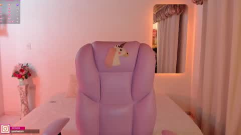 Snapshot of pau_cute chatting on March 8, 4:12 am Sofa online show from March 8, 4:12 am