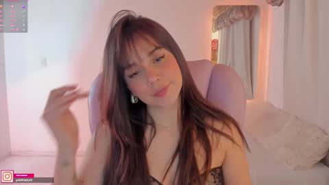 Snapshot of pau_cute chatting on February 25, 7:31 am Sofa online show from February 25, 7:31 am
