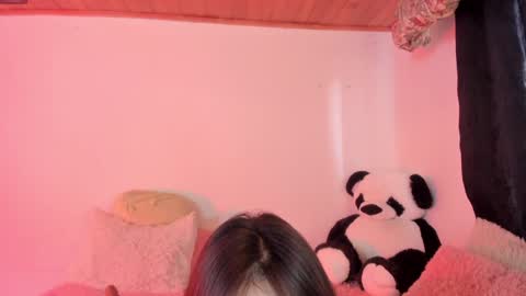 Snapshot of pau_cute chatting on December 7, 3:36 pm Sofa online show from December 7, 3:36 pm